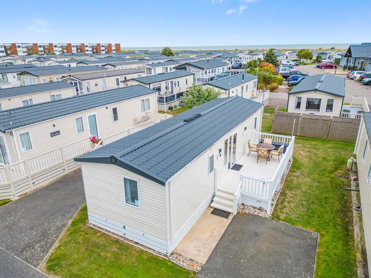 Escape To Paradise At Pevensey Bay Holiday Park 13 Woodland Walk Βίλα Εξωτερικό φωτογραφία